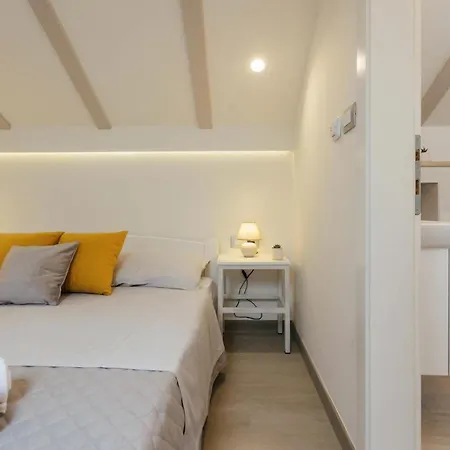 Amazing In Gornji Prolosac With Wifi Σπίτι διακοπών