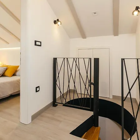 Amazing In Gornji Prolosac With Wifi Holiday home Gornji Prolozac