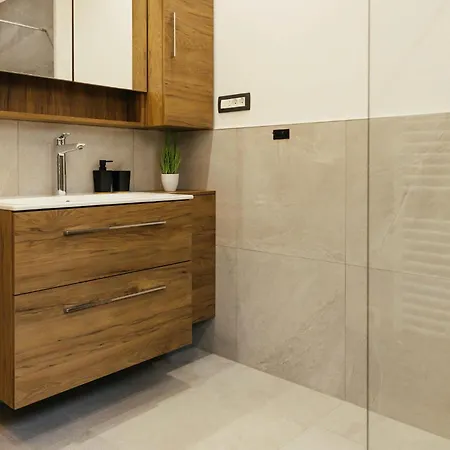 Holiday home Amazing In Gornji Prolosac With Wifi
