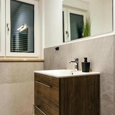 Amazing In Gornji Prolosac With Wifi Holiday home *